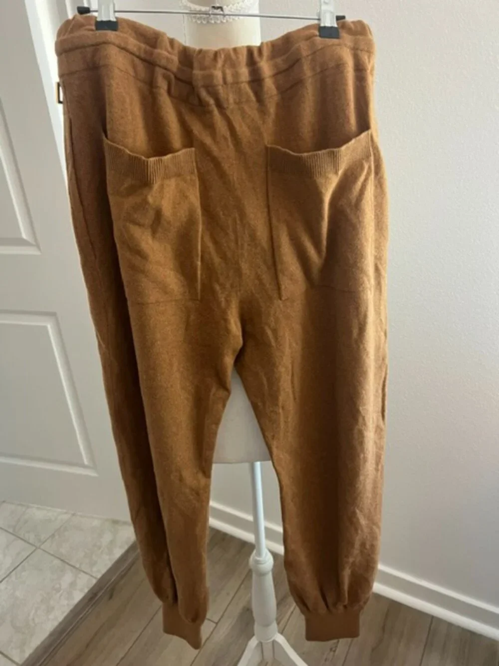 Authentic Louis Vuitton Brown Knit Sweater & Jogger Set Women’s Large